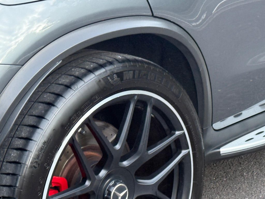 Mercedes-Benz GLC 4.0 GLC63 V8 BiTurbo AMG S (Premium Plus) SpdS MCT 4MATIC+ Euro 6 (s/s) 5dr — photo 69 of 100