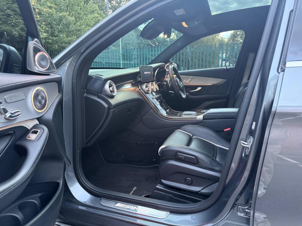 Mercedes-Benz GLC 4.0 GLC63 V8 BiTurbo AMG S (Premium Plus) SpdS MCT 4MATIC+ Euro 6 (s/s) 5dr — photo 80 of 100