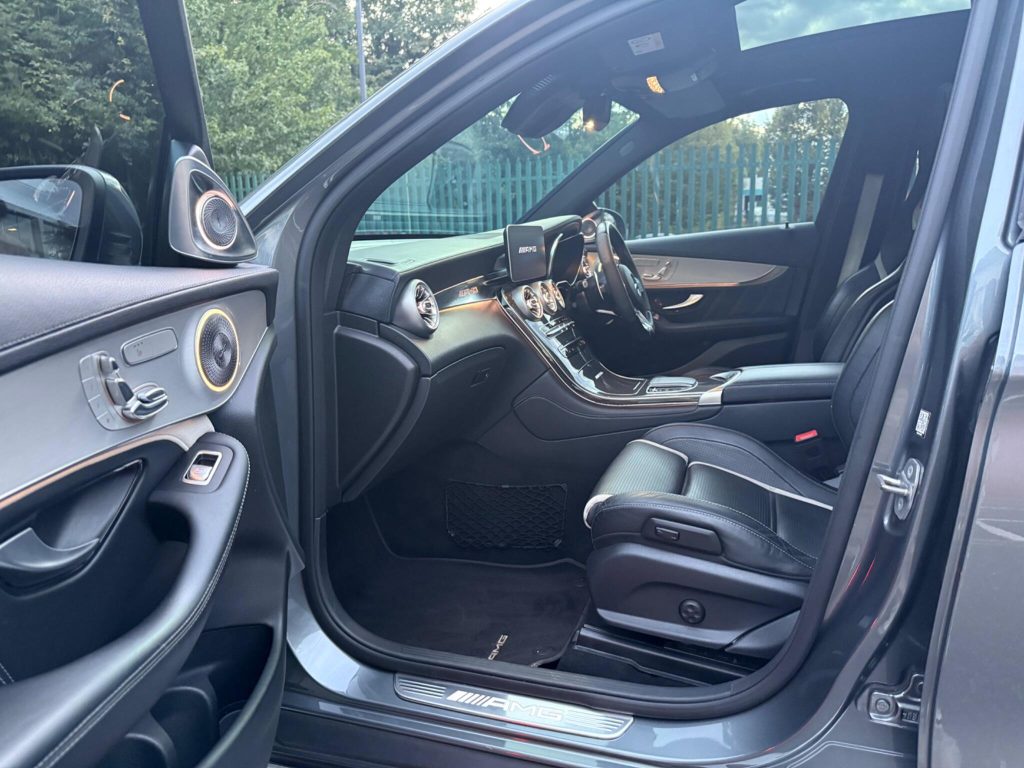Mercedes-Benz GLC 4.0 GLC63 V8 BiTurbo AMG S (Premium Plus) SpdS MCT 4MATIC+ Euro 6 (s/s) 5dr — photo 81 of 100