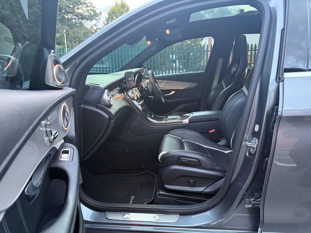Mercedes-Benz GLC 4.0 GLC63 V8 BiTurbo AMG S (Premium Plus) SpdS MCT 4MATIC+ Euro 6 (s/s) 5dr — photo 82 of 100