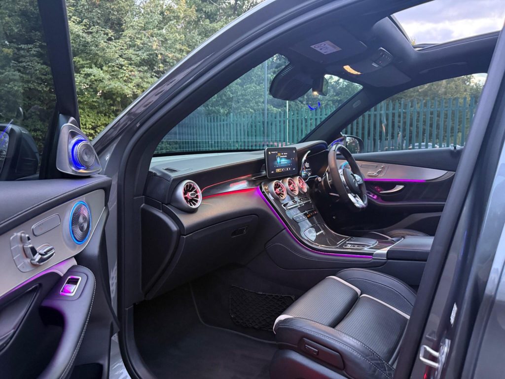 Mercedes-Benz GLC 4.0 GLC63 V8 BiTurbo AMG S (Premium Plus) SpdS MCT 4MATIC+ Euro 6 (s/s) 5dr — photo 88 of 100