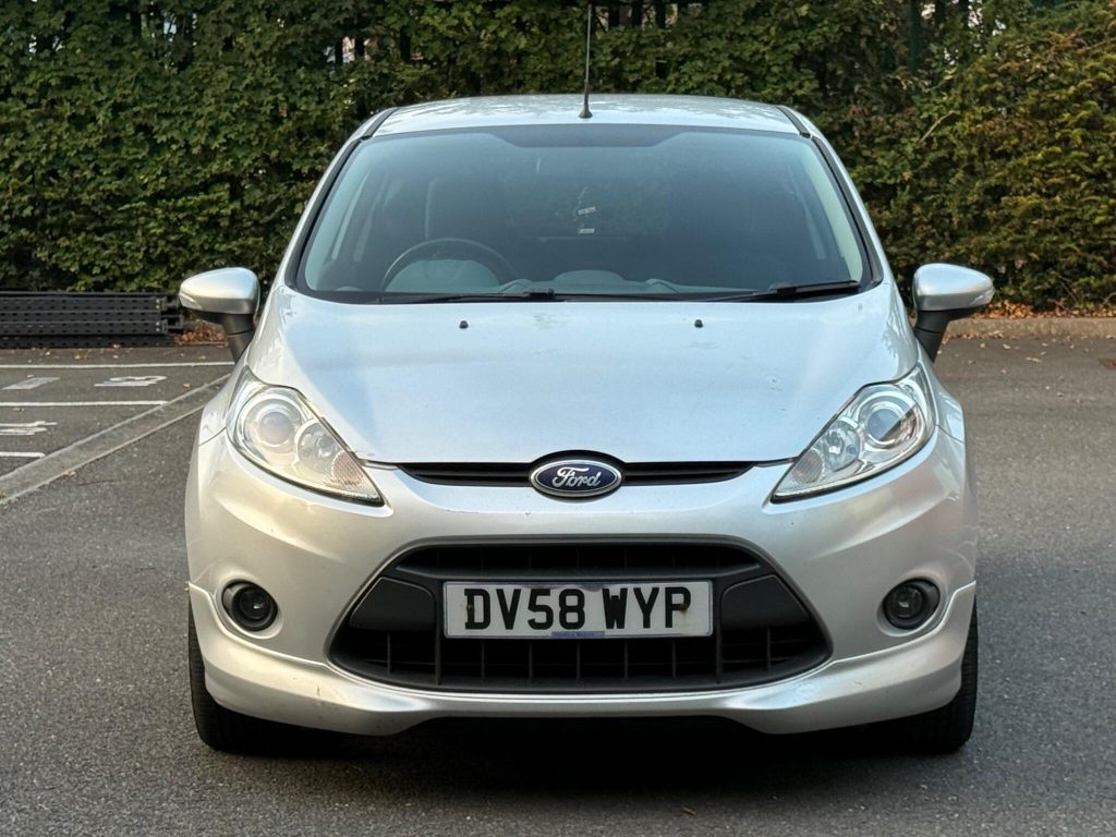 Ford Fiesta 1.6 TDCi Zetec S 3dr — photo 22 of 46