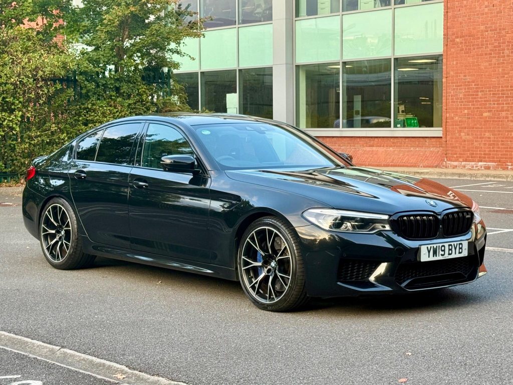 BMW M5 4.4i V8 Competition Steptronic xDrive Euro 6 (s/s) 4dr — photo 6 of 93