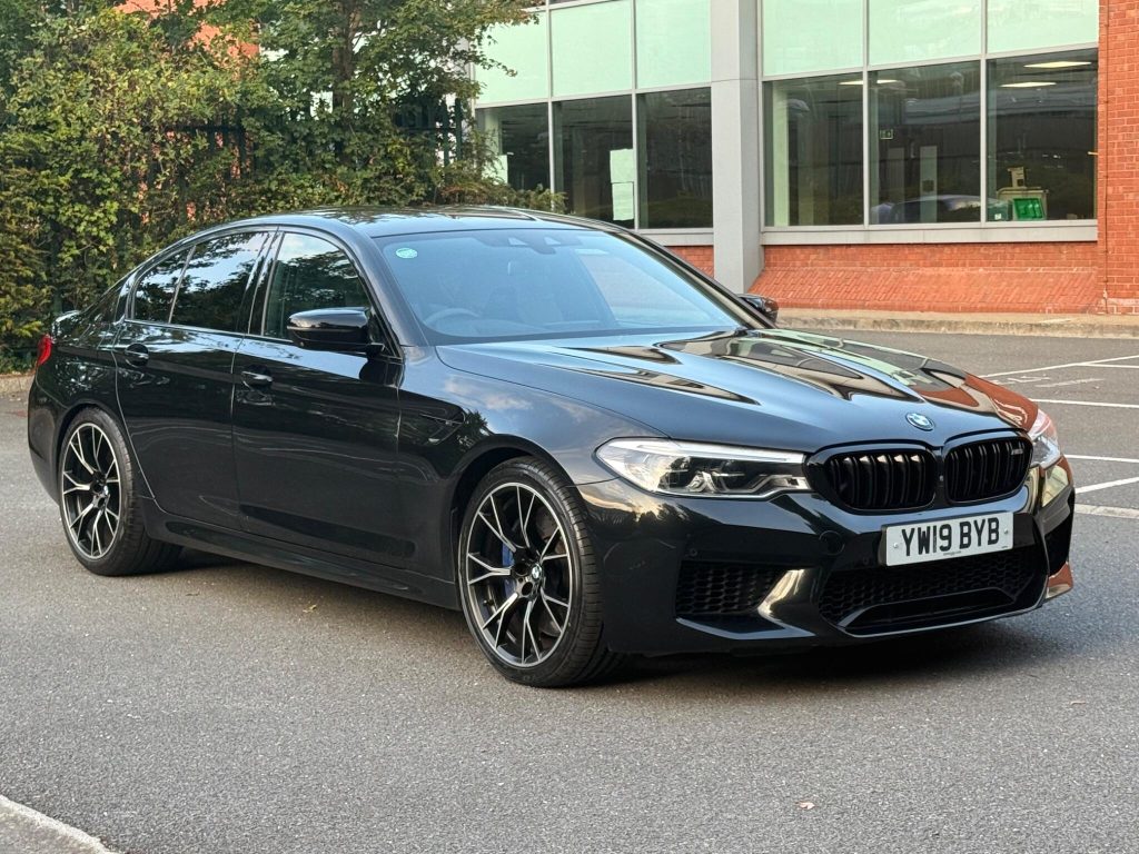 BMW M5 4.4i V8 Competition Steptronic xDrive Euro 6 (s/s) 4dr — photo 7 of 93