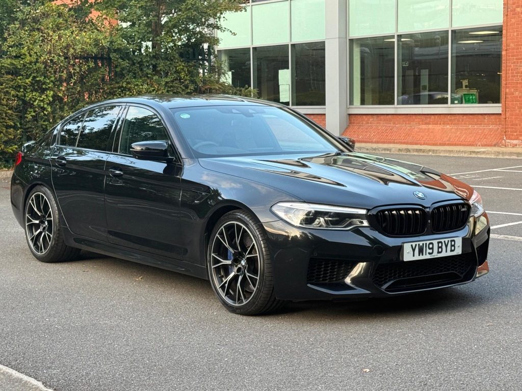 BMW M5 4.4i V8 Competition Steptronic xDrive Euro 6 (s/s) 4dr — photo 8 of 93