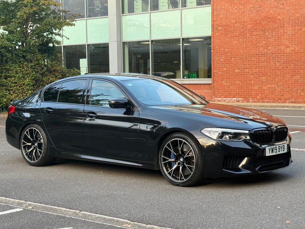 BMW M5 4.4i V8 Competition Steptronic xDrive Euro 6 (s/s) 4dr — photo 10 of 93