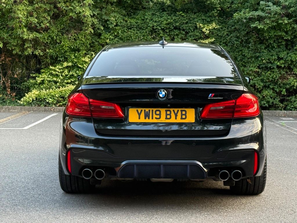 BMW M5 4.4i V8 Competition Steptronic xDrive Euro 6 (s/s) 4dr — photo 28 of 93
