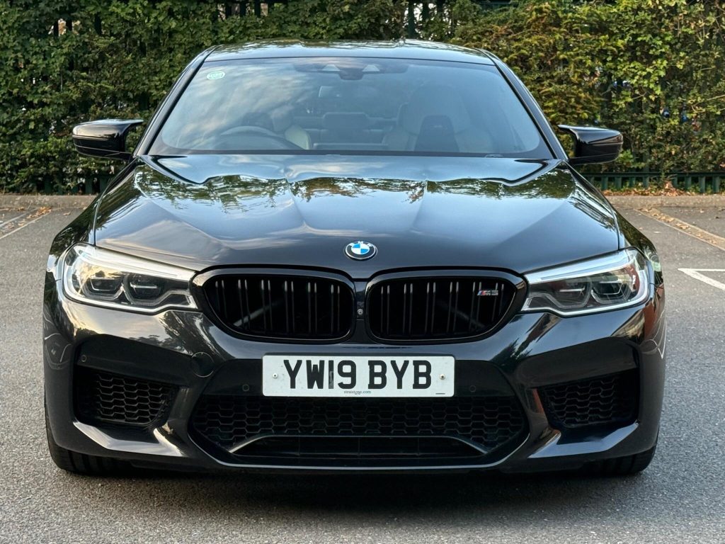 BMW M5 4.4i V8 Competition Steptronic xDrive Euro 6 (s/s) 4dr — photo 43 of 93