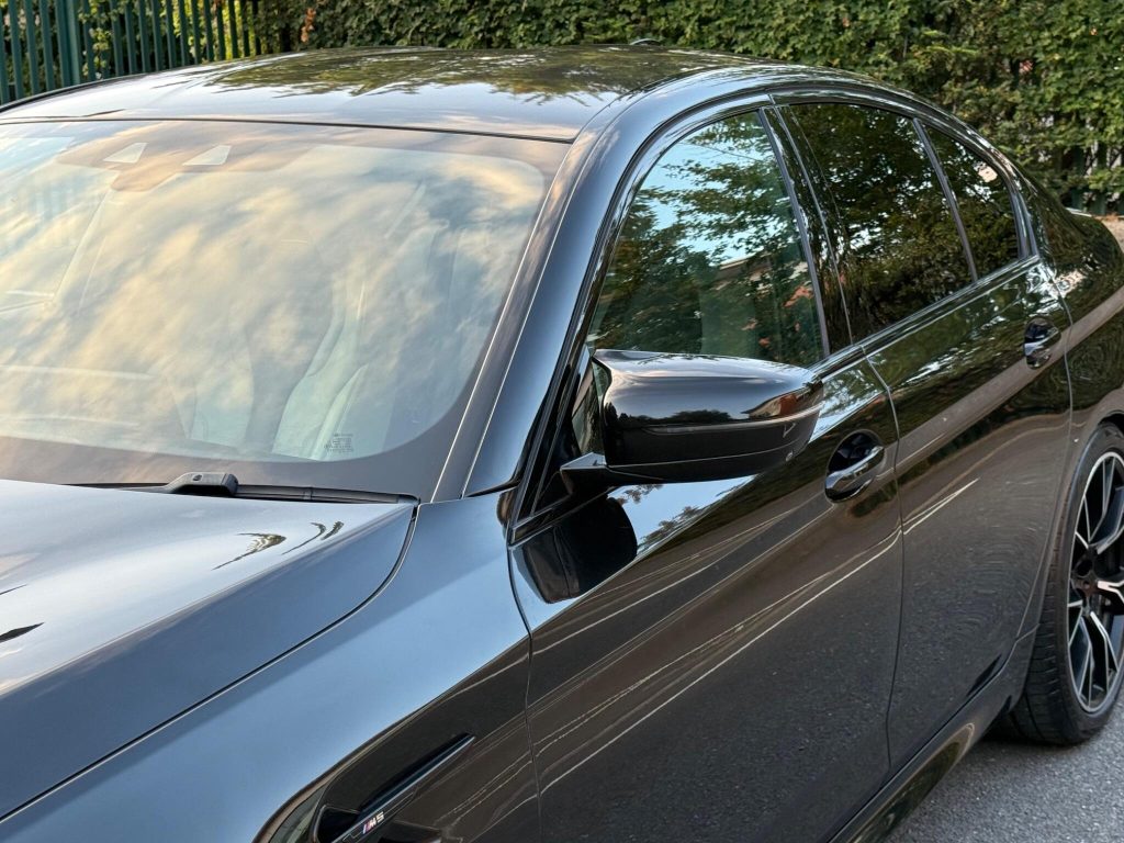 BMW M5 4.4i V8 Competition Steptronic xDrive Euro 6 (s/s) 4dr — photo 50 of 93