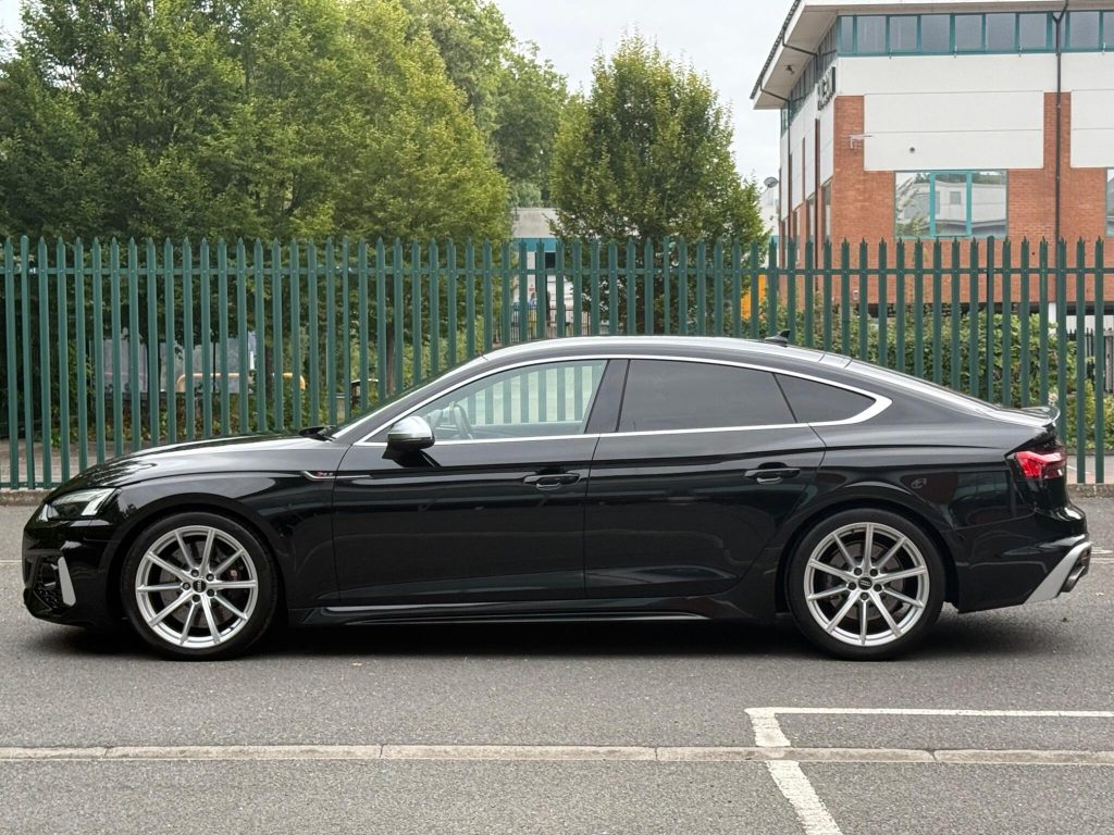 Audi RS5 2.9 TFSI V6 Sportback Tiptronic quattro Euro 6 (s/s) 5dr — photo 25 of 75