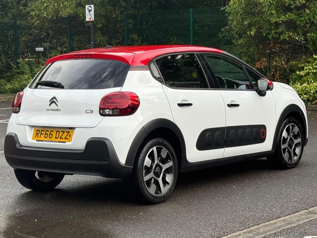 Citroen C3 1.2 PureTech Flair Euro 6 (s/s) 5dr — photo 11 of 56