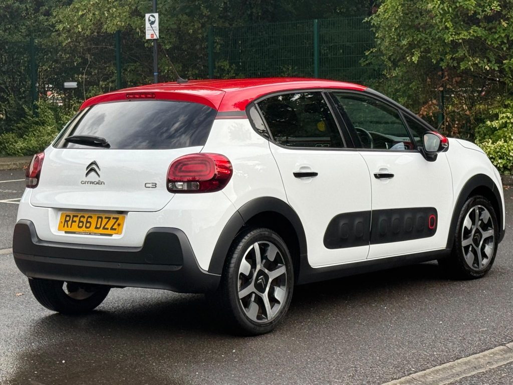 Citroen C3 1.2 PureTech Flair Euro 6 (s/s) 5dr — photo 12 of 56