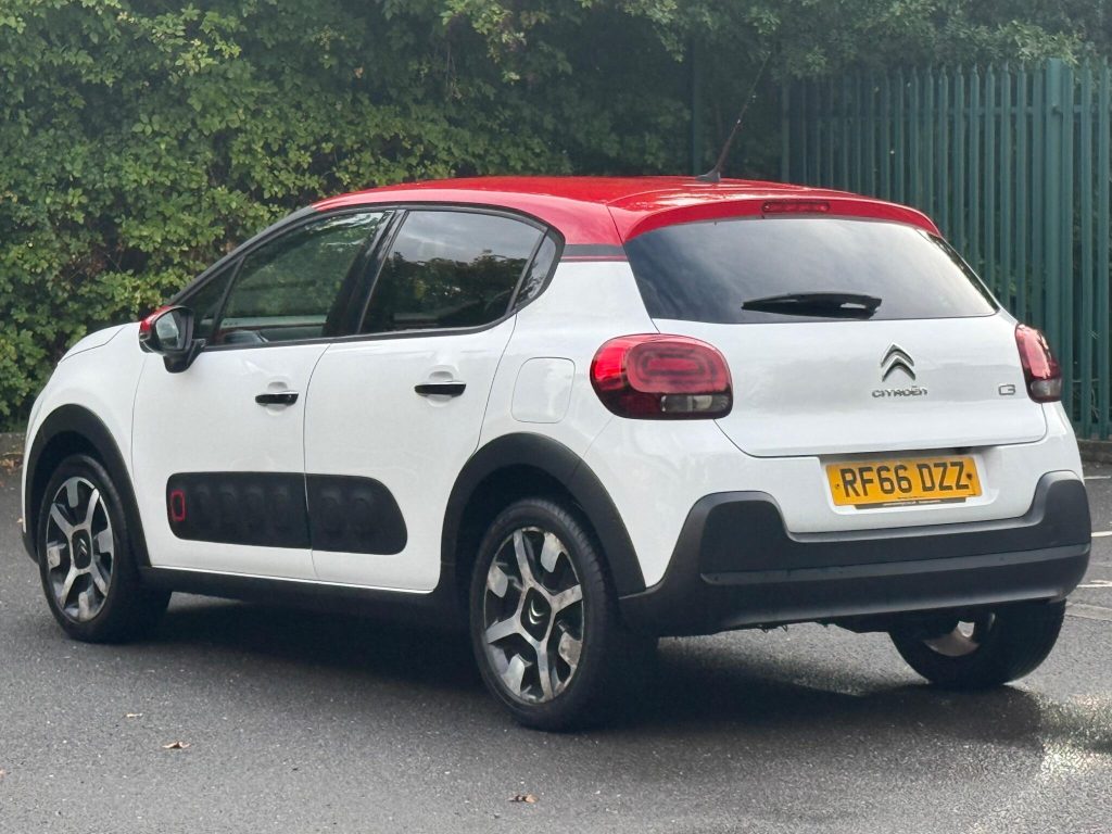 Citroen C3 1.2 PureTech Flair Euro 6 (s/s) 5dr — photo 16 of 56