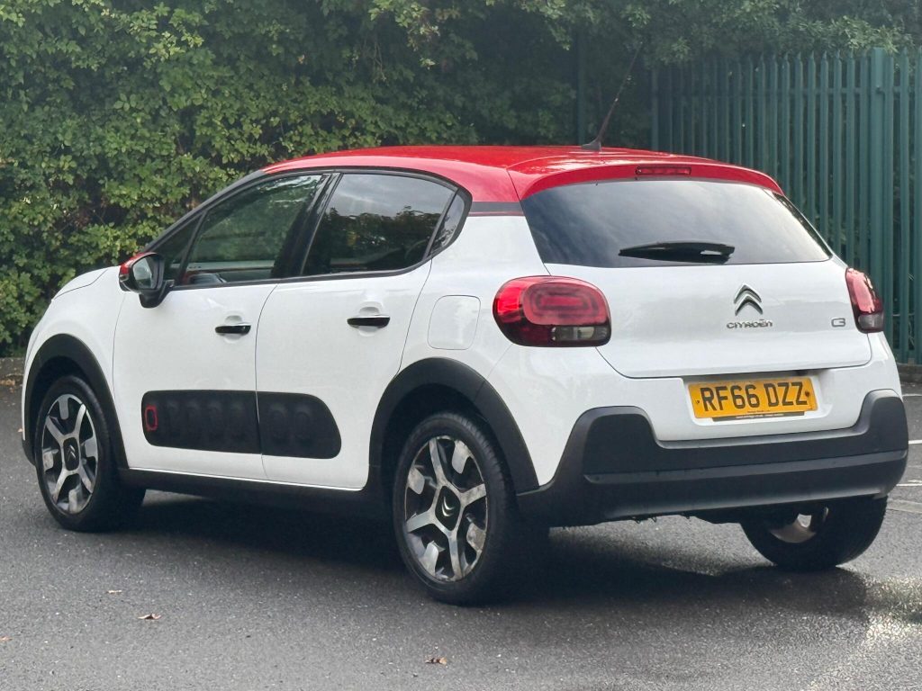 Citroen C3 1.2 PureTech Flair Euro 6 (s/s) 5dr — photo 17 of 56