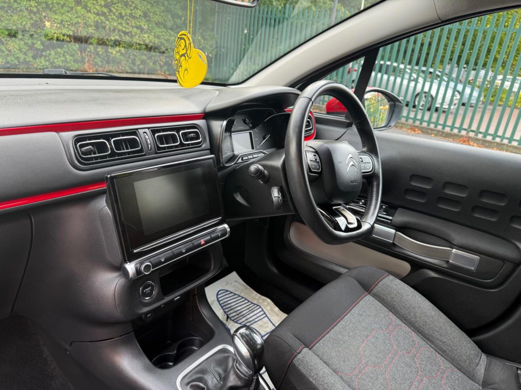 Citroen C3 1.2 PureTech Flair Euro 6 (s/s) 5dr — photo 34 of 56