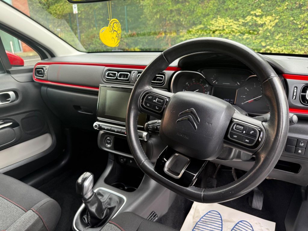 Citroen C3 1.2 PureTech Flair Euro 6 (s/s) 5dr — photo 41 of 56