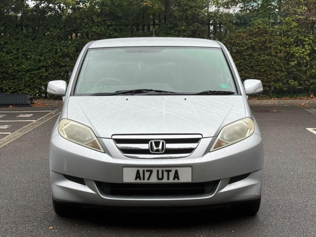 Honda FR-V 1.8 i-VTEC ES 5dr — photo 14 of 49