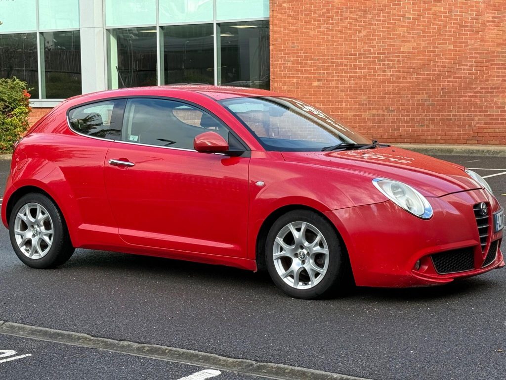 Alfa Romeo MiTo 1.4 TB MultiAir Lusso Euro 5 (s/s) 3dr — photo 4 of 46