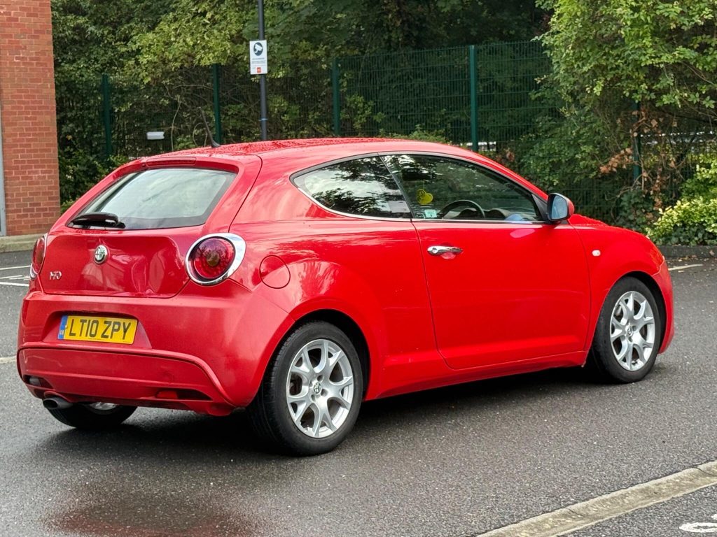 Alfa Romeo MiTo 1.4 TB MultiAir Lusso Euro 5 (s/s) 3dr — photo 7 of 46