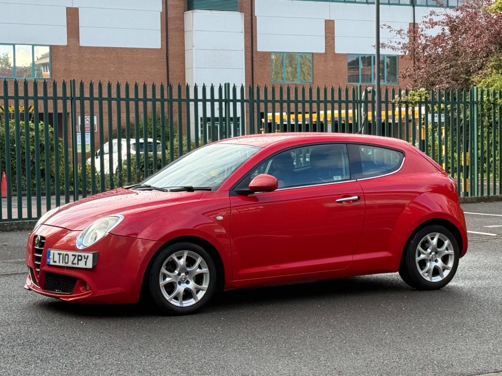 Alfa Romeo MiTo 1.4 TB MultiAir Lusso Euro 5 (s/s) 3dr — photo 10 of 46