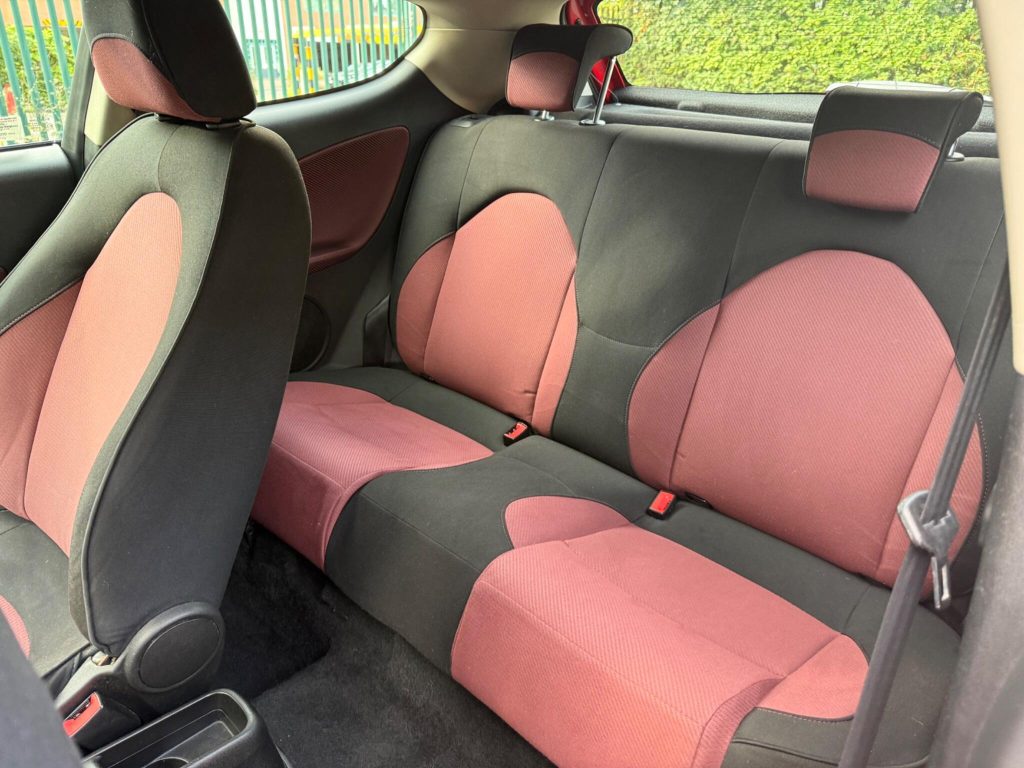 Alfa Romeo MiTo 1.4 TB MultiAir Lusso Euro 5 (s/s) 3dr — photo 22 of 46