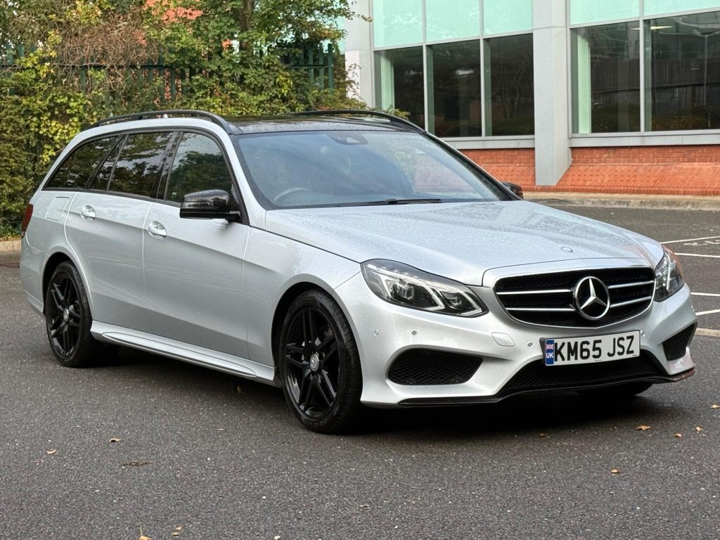 Mercedes-Benz E-class 3.0 E350 V6 BlueTEC AMG Night Edition (Premium) G-Tronic+ Euro 6 (s/s) 5dr — photo 3 of 59