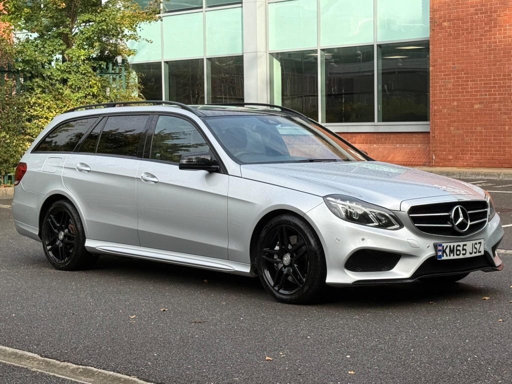 Mercedes-Benz E-class 3.0 E350 V6 BlueTEC AMG Night Edition (Premium) G-Tronic+ Euro 6 (s/s) 5dr — photo 5 of 59