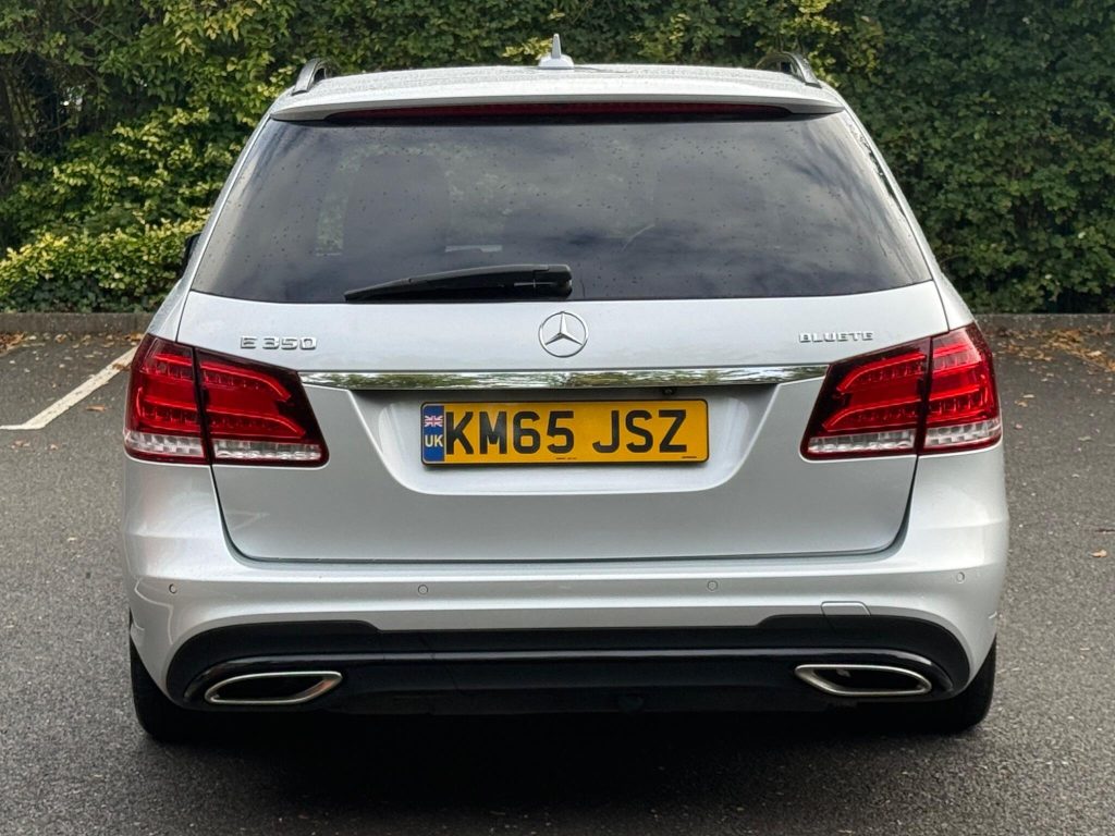 Mercedes-Benz E-class 3.0 E350 V6 BlueTEC AMG Night Edition (Premium) G-Tronic+ Euro 6 (s/s) 5dr — photo 12 of 59
