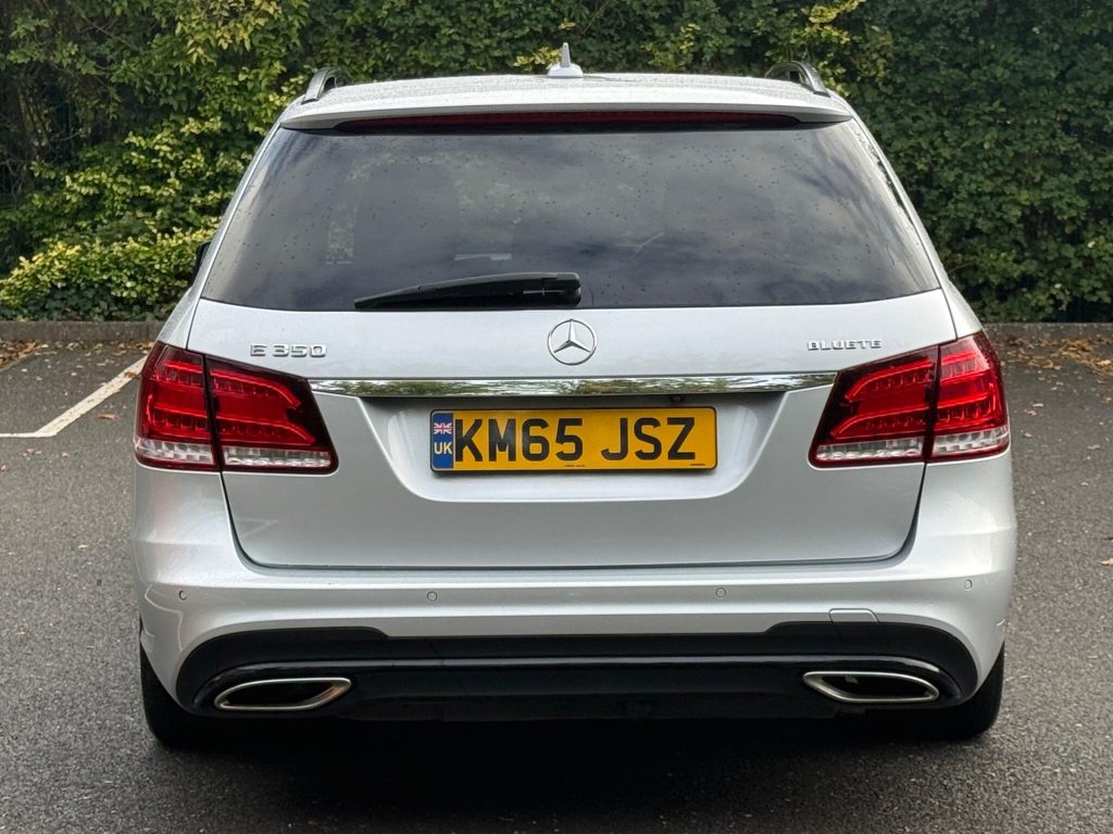 Mercedes-Benz E-class 3.0 E350 V6 BlueTEC AMG Night Edition (Premium) G-Tronic+ Euro 6 (s/s) 5dr — photo 13 of 59