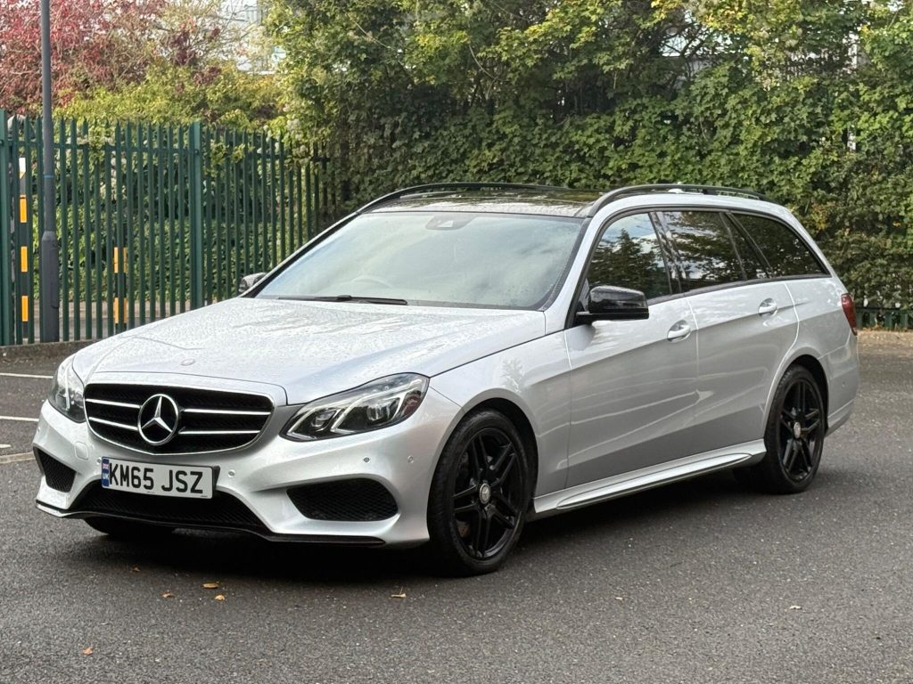 Mercedes-Benz E-class 3.0 E350 V6 BlueTEC AMG Night Edition (Premium) G-Tronic+ Euro 6 (s/s) 5dr — photo 23 of 59