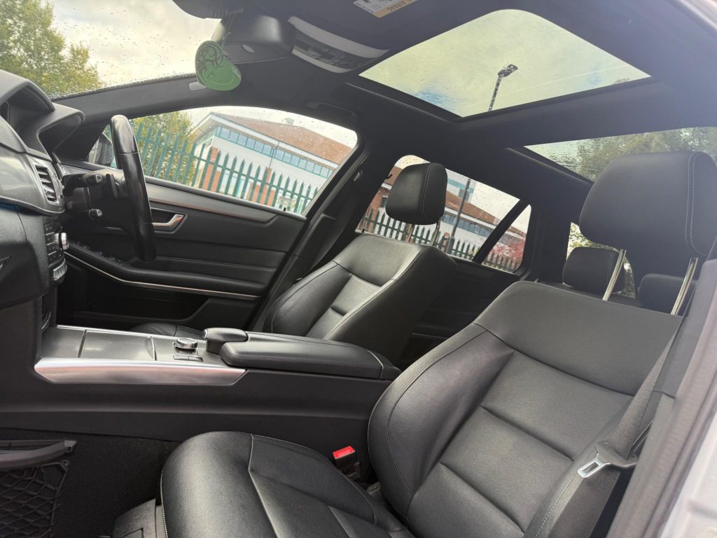 Mercedes-Benz E-class 3.0 E350 V6 BlueTEC AMG Night Edition (Premium) G-Tronic+ Euro 6 (s/s) 5dr — photo 29 of 59
