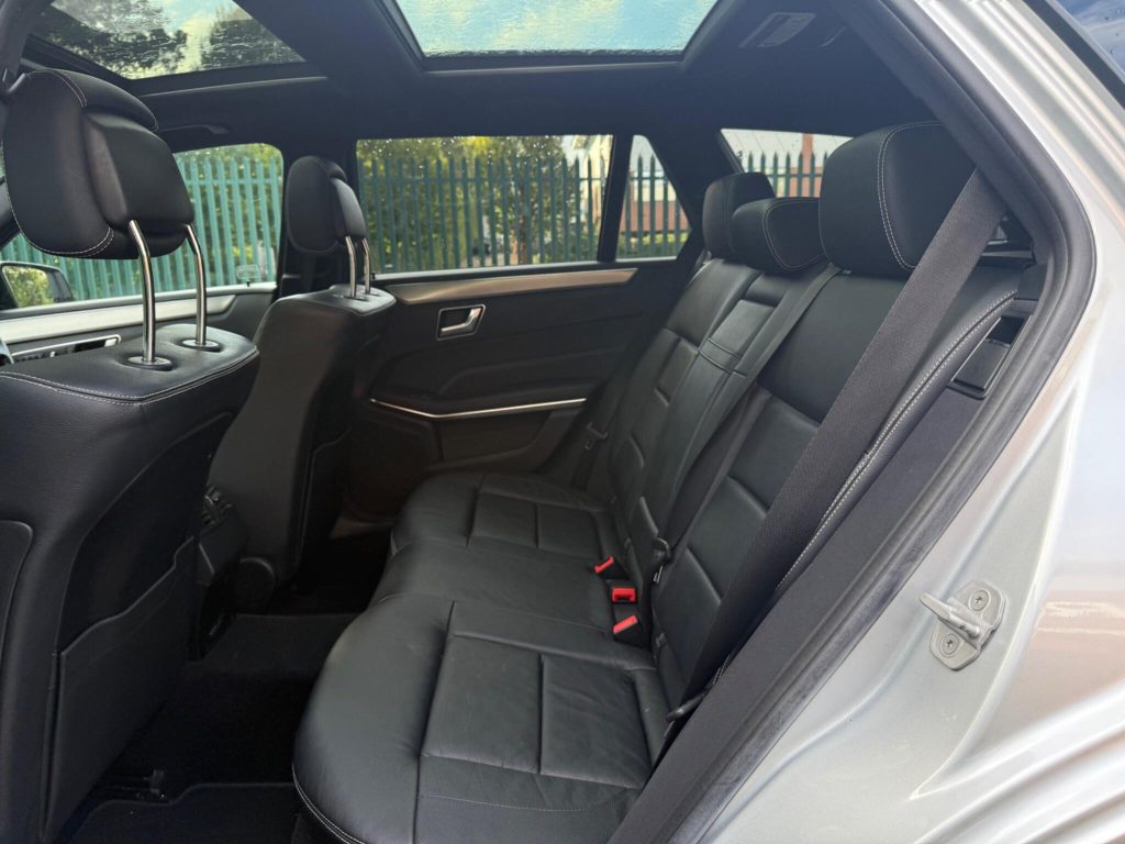 Mercedes-Benz E-class 3.0 E350 V6 BlueTEC AMG Night Edition (Premium) G-Tronic+ Euro 6 (s/s) 5dr — photo 55 of 59