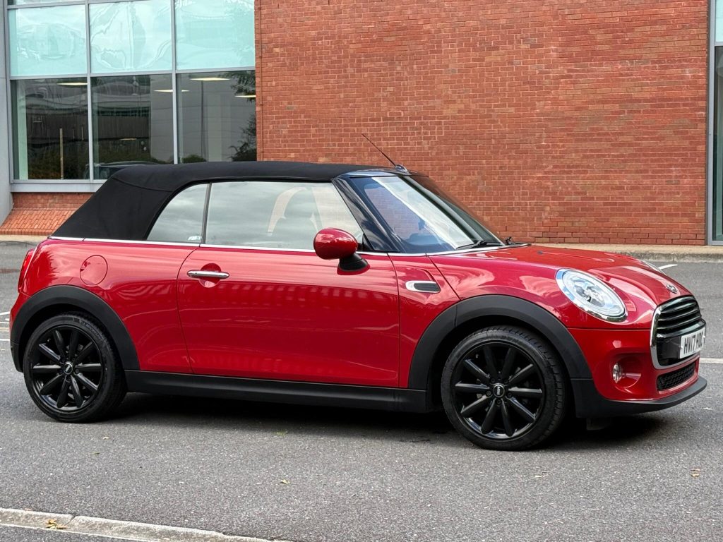 MINI Convertible 1.5 Cooper Euro 6 (s/s) 2dr — photo 8 of 68