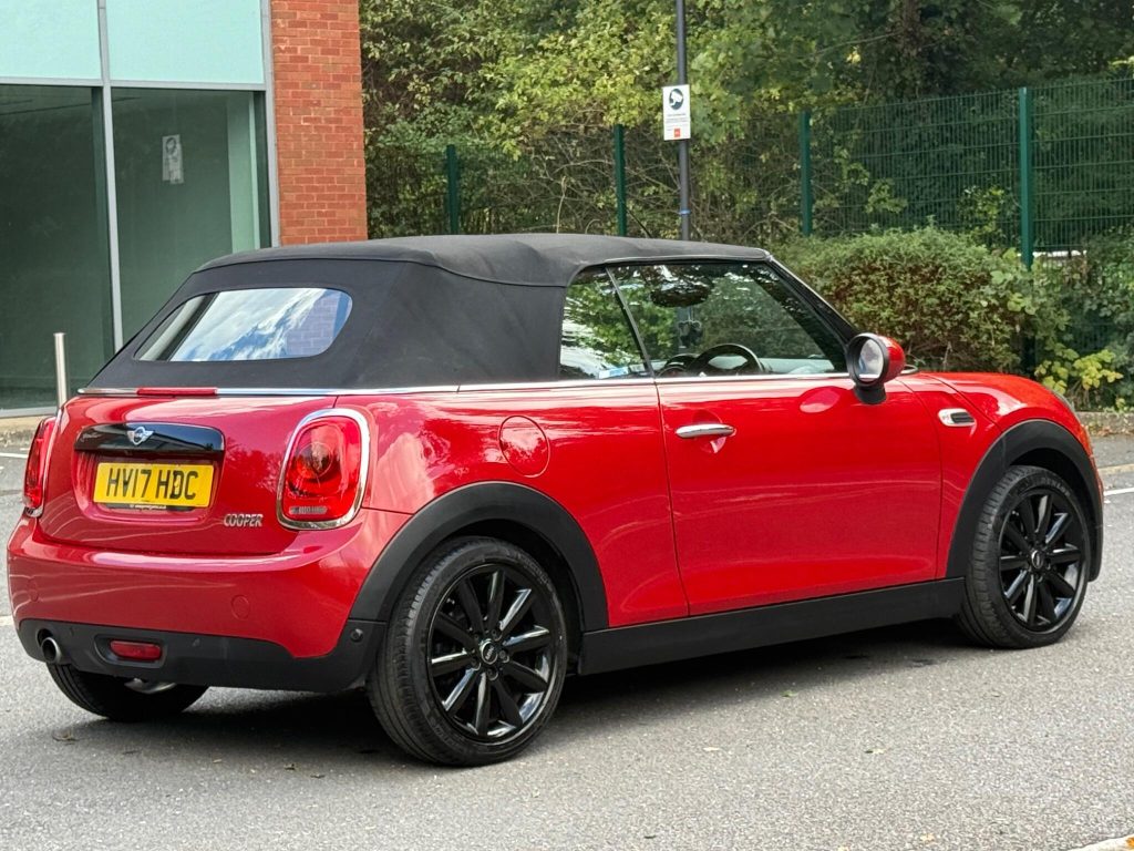 MINI Convertible 1.5 Cooper Euro 6 (s/s) 2dr — photo 9 of 68