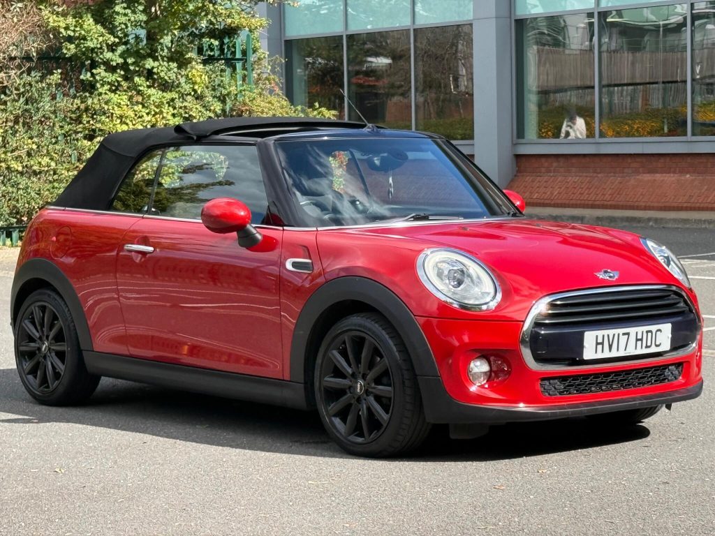 MINI Convertible 1.5 Cooper Euro 6 (s/s) 2dr — photo 53 of 68