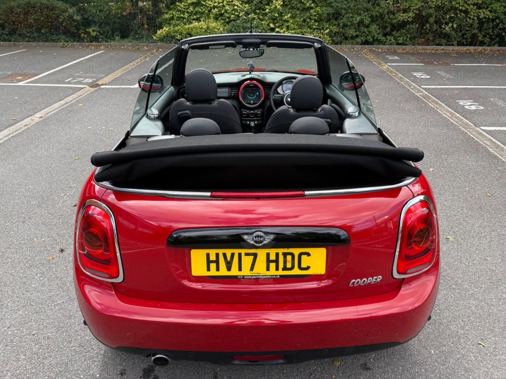MINI Convertible 1.5 Cooper Euro 6 (s/s) 2dr — photo 66 of 68