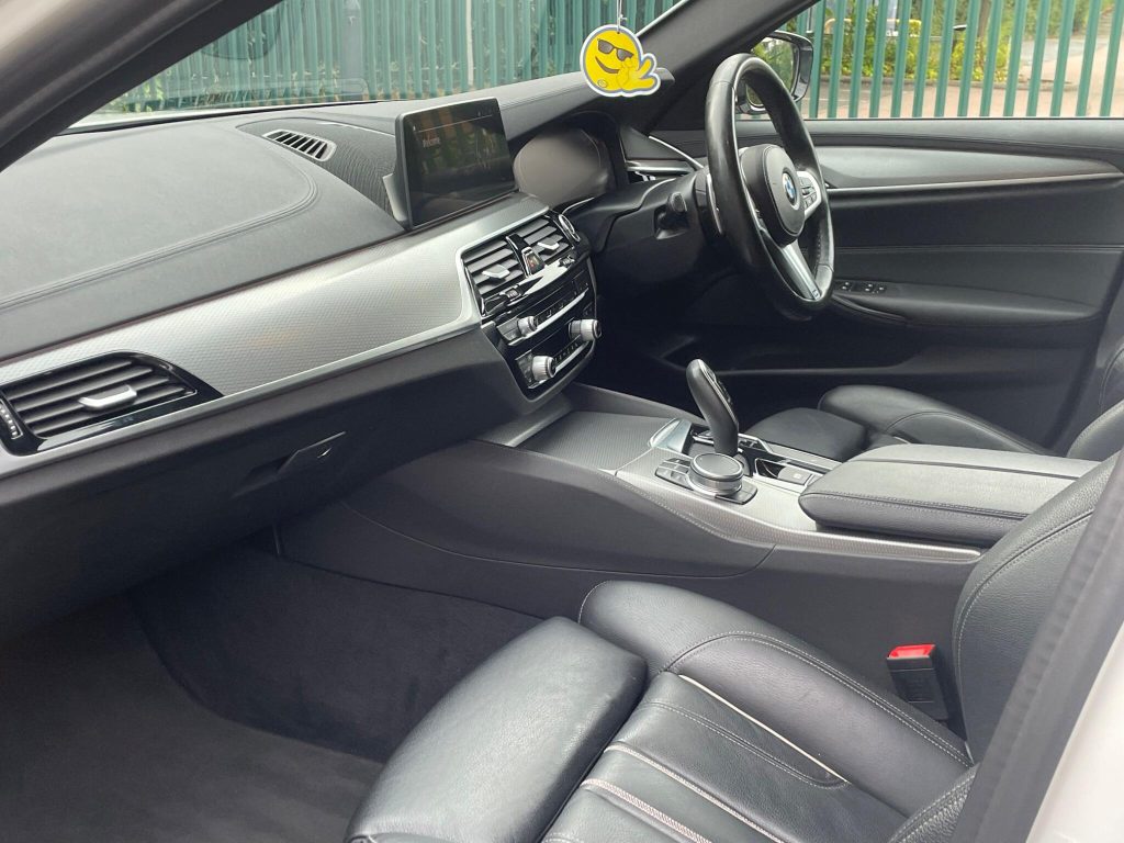 BMW 5 Series 2.0 520i GPF M Sport Auto Euro 6 (s/s) 4dr — photo 21 of 40
