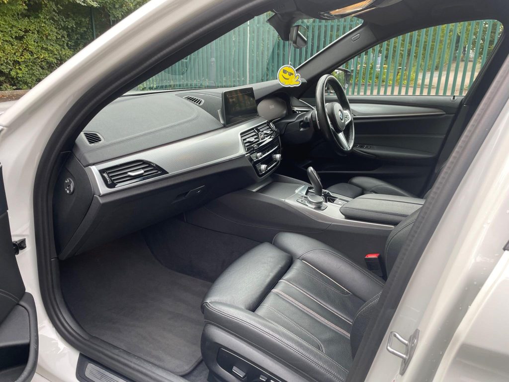 BMW 5 Series 2.0 520i GPF M Sport Auto Euro 6 (s/s) 4dr — photo 22 of 40