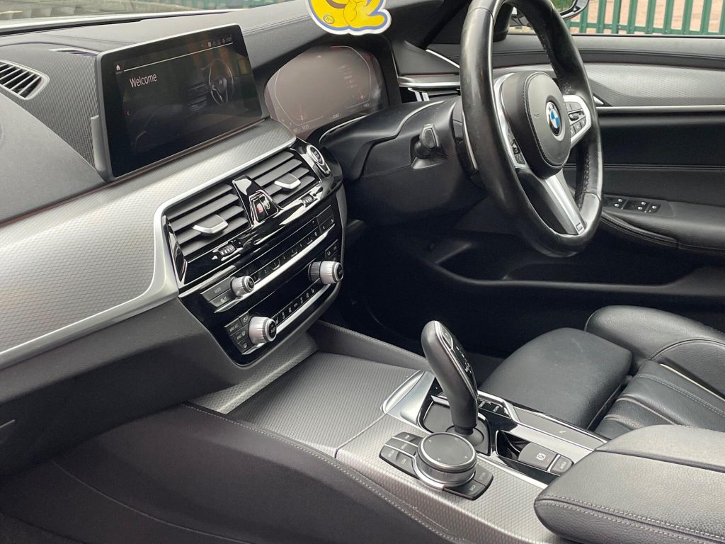 BMW 5 Series 2.0 520i GPF M Sport Auto Euro 6 (s/s) 4dr — photo 27 of 40