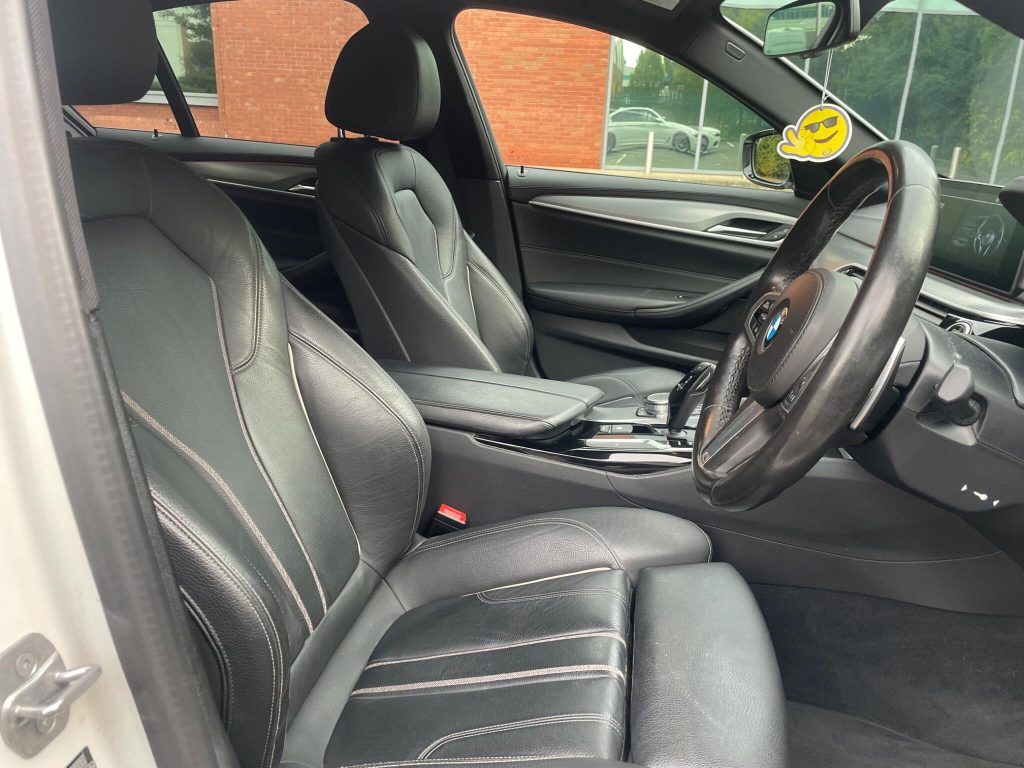 BMW 5 Series 2.0 520i GPF M Sport Auto Euro 6 (s/s) 4dr — photo 29 of 40