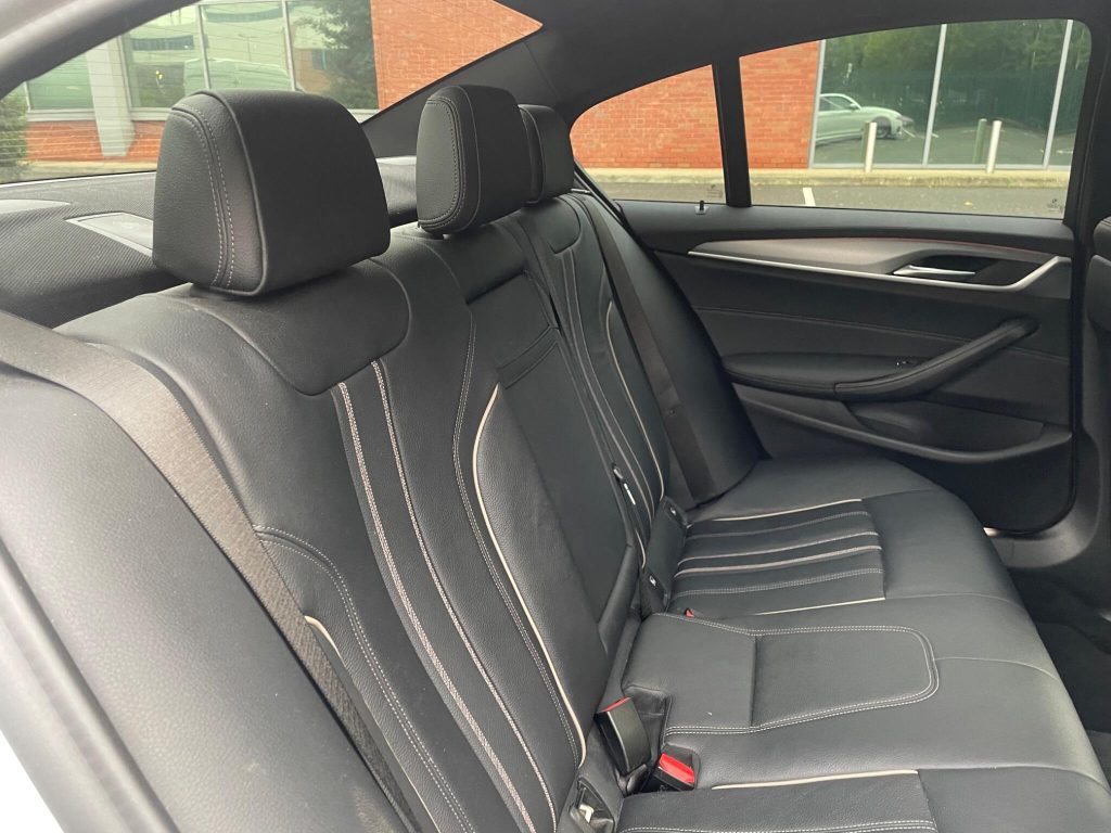 BMW 5 Series 2.0 520i GPF M Sport Auto Euro 6 (s/s) 4dr — photo 34 of 40