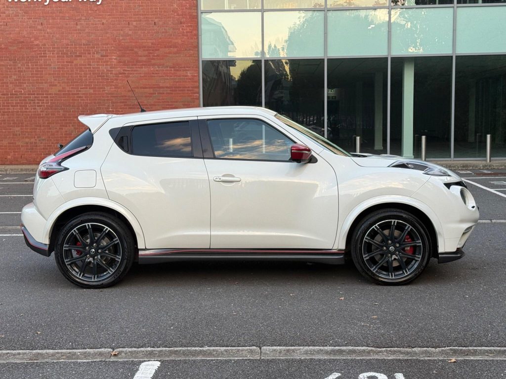 Nissan Juke 1.6 DIG-T Nismo RS XTRON 4WD Euro 6 5dr — photo 5 of 67