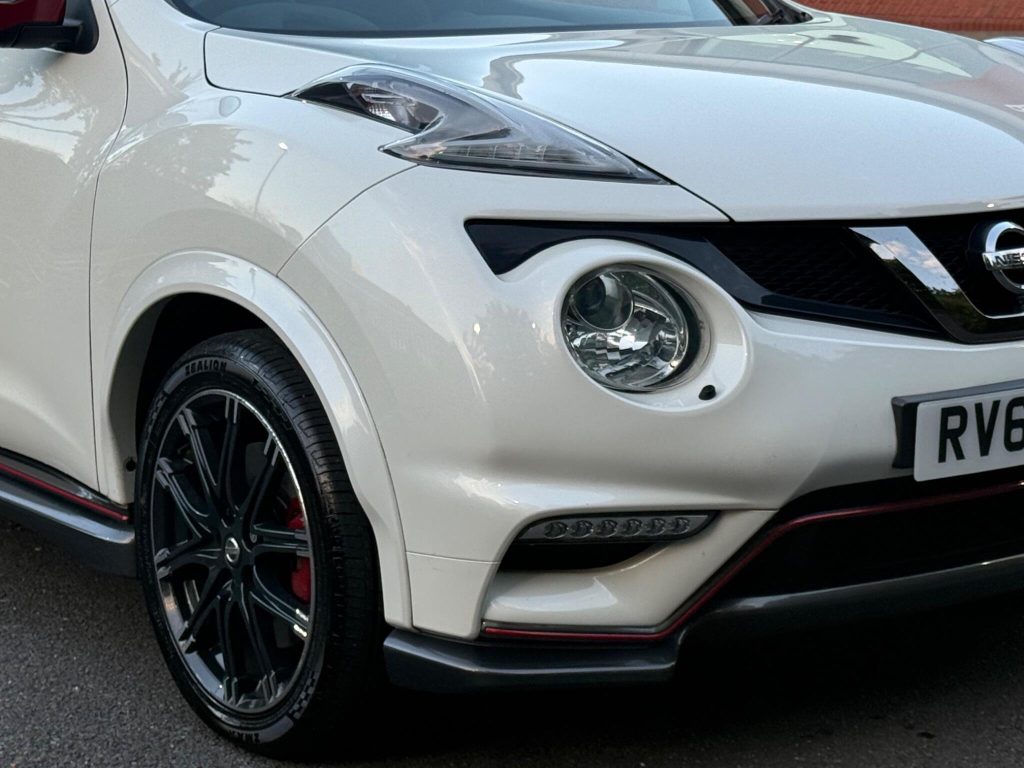 Nissan Juke 1.6 DIG-T Nismo RS XTRON 4WD Euro 6 5dr — photo 24 of 67