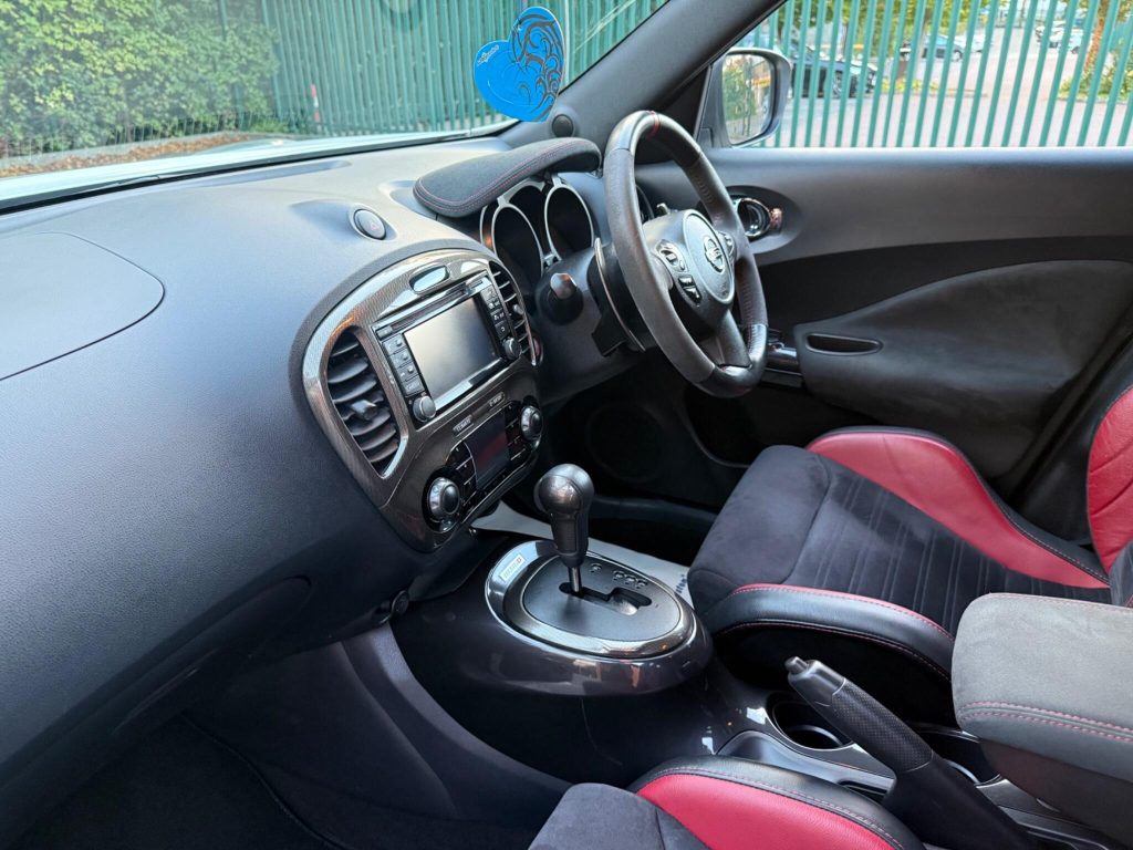 Nissan Juke 1.6 DIG-T Nismo RS XTRON 4WD Euro 6 5dr — photo 42 of 67