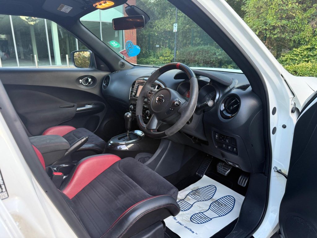 Nissan Juke 1.6 DIG-T Nismo RS XTRON 4WD Euro 6 5dr — photo 45 of 67