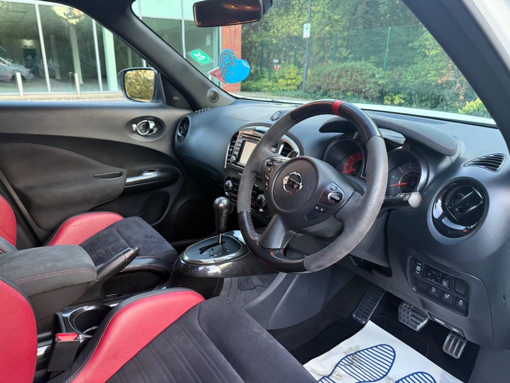 Nissan Juke 1.6 DIG-T Nismo RS XTRON 4WD Euro 6 5dr — photo 47 of 67