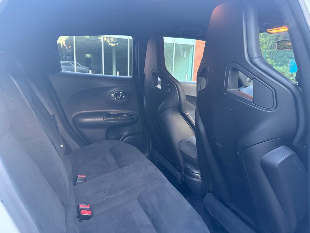 Nissan Juke 1.6 DIG-T Nismo RS XTRON 4WD Euro 6 5dr — photo 59 of 67