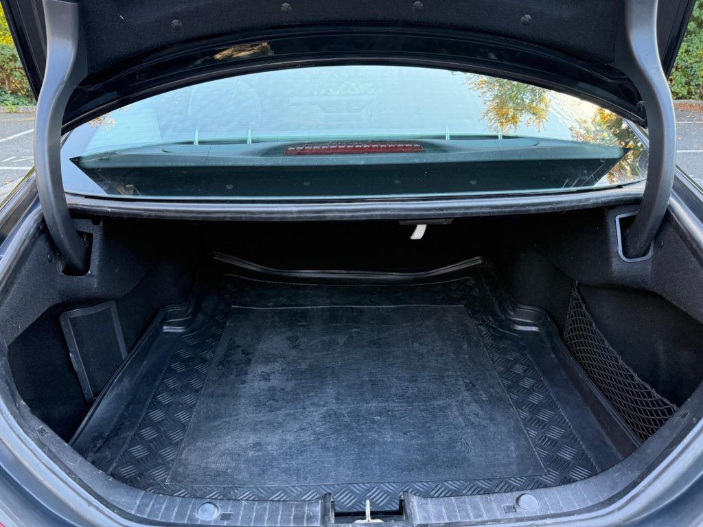 Mercedes-Benz CLS 3.0 CLS350 CDI Grand Edition Coupe 7G-Tronic 4dr — photo 60 of 63