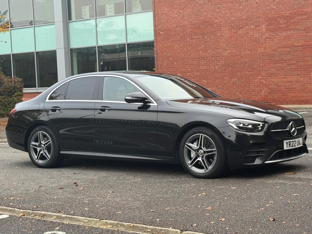 Mercedes-Benz E-class 2.0 E220dh MHEV AMG Line G-Tronic+ Euro 6 (s/s) 4dr — photo 5 of 63