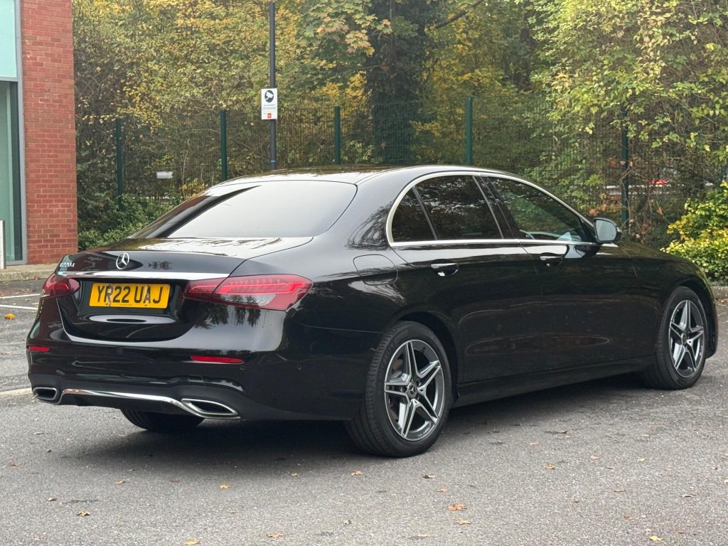 Mercedes-Benz E-class 2.0 E220dh MHEV AMG Line G-Tronic+ Euro 6 (s/s) 4dr — photo 7 of 63